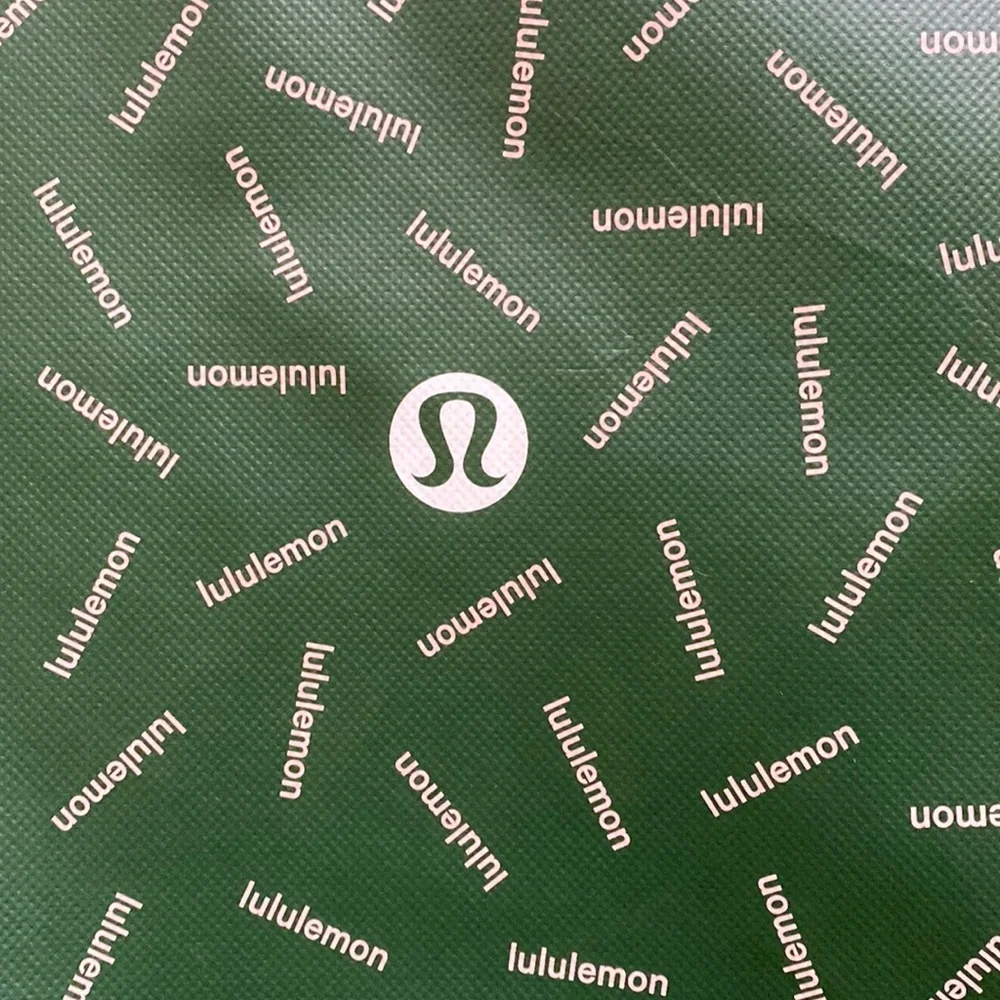 ❤️ 3 Large Brand New Lululemon Holiday Tote Bags
